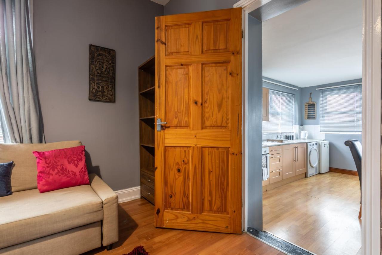 City Centre Super Spacious Apartments Free Parking And Wi Fi Newcastle Upon Tyne Kültér fotó