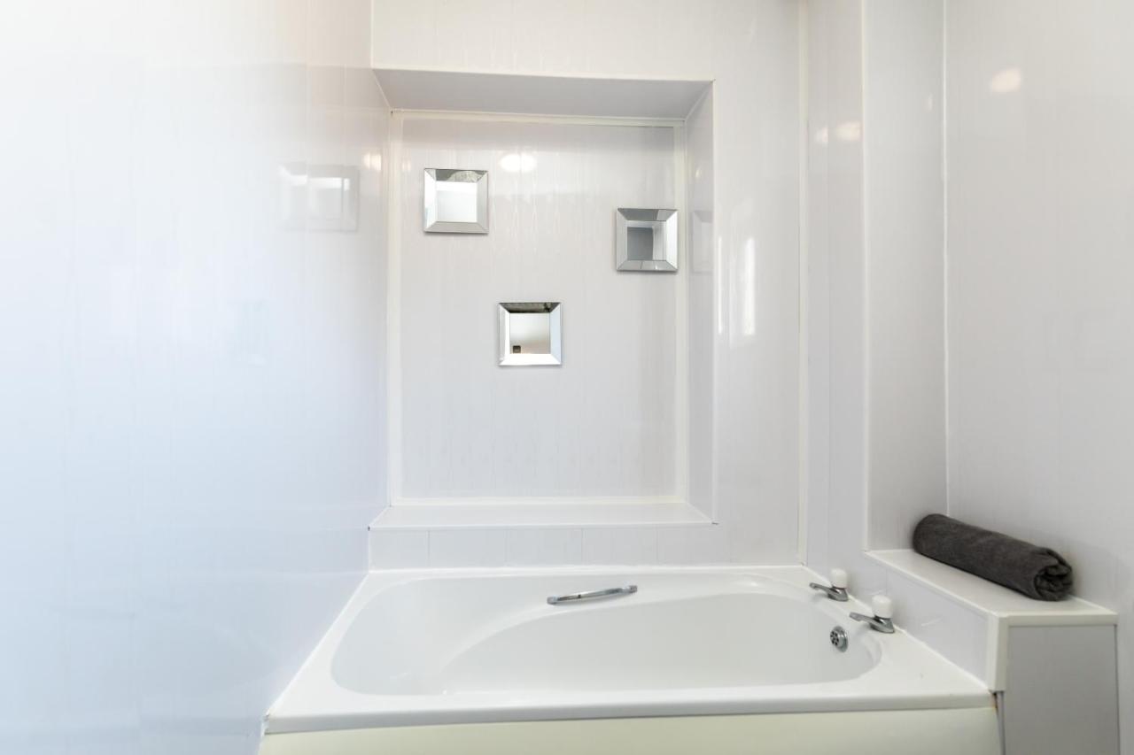 City Centre Super Spacious Apartments Free Parking And Wi Fi Newcastle Upon Tyne Kültér fotó